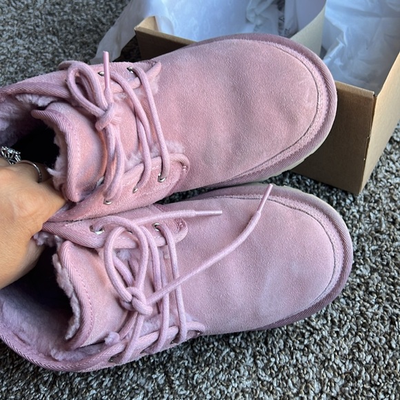 Pink UGG Neumel - Picture 6 of 7